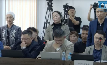 Шерзат Полаттың әжесін соттан жедел жәрдем алып кетті