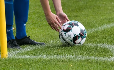 На трассе перевернулся автобус с павлодарской детской футбольной командой, тренер погиб