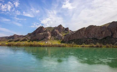 Тарих пен табиғатты тоғыстырған бастама: Іле жағасында ауқымды экологиялық акция өтті