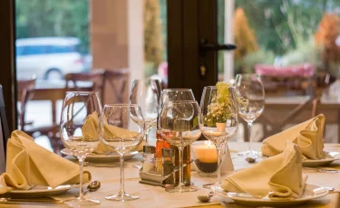 Отравление на банкете: ресторатора из Экибастуза осудили