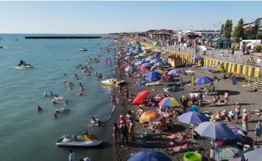 Туристы страдают: Когда Алаколь приведут в порядок?