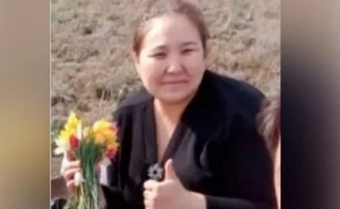 Акима наказали за фото с краснокнижными тюльпанами