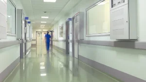 «Мұғалімдер күш қолданғаннан кейін балалар ауруханаға түскен»: Омбудсмен тексеру нәтижесін жариялады