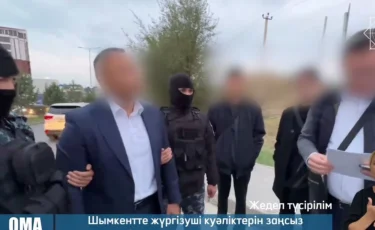 Шымкентте жүргізуші куәлігін заңсыз берумен айналысқан қылмыстық топ ұсталды