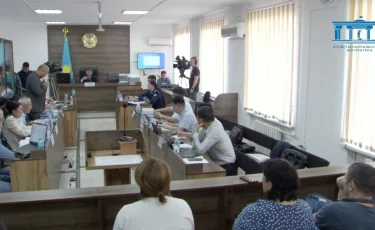 «Ұрып-соғып, боқтық сөздер айтты»: Шерзат ісі бойынша айыпталған сотта жауап беріп жатыр
