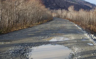 Абайская область на грани аварий: 90 чиновников наказаны за разбитые дороги