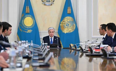 Тоқаев Марат Қарабаевқа сөгіс жариялады