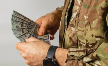 Түркістан облысында әскери қызметкер мал дәрігерлерімен бірге субсидия жымқырған