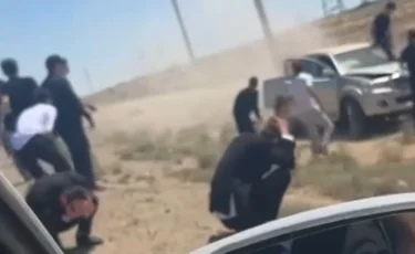 Жаңаөзенде түлектер тізгіндеген көлік апатқа ұшырады