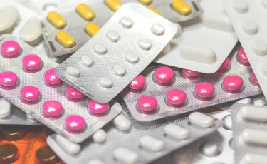 Минздрав пообещал снизить цены на лекарства в Казахстане