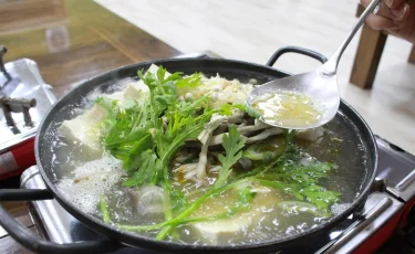 Экономили на детях: сирот и малоимущих кормили не по норме в Абайской области