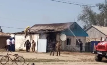 БҚО-да жер үй өртеніп, бір үйдің бес баласы қаза тапты