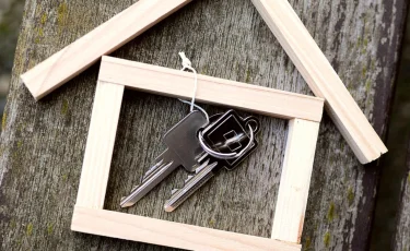 В Казахстане участились мошенничества под видом помощи в получении жилья и списании долгов