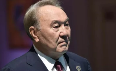 Депутат потребовал очистить Уголовный кодекс от упоминаний Назарбаева