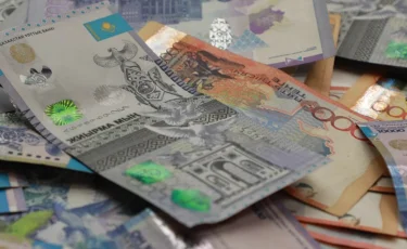 На сколько выросли пенсии, пособия и соцвыплаты в Казахстане?