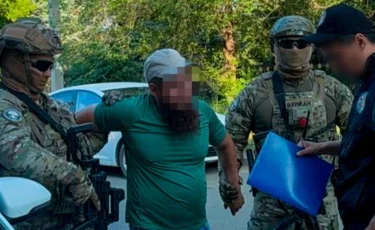 Оралда кәсіпкерлерді бопсалаумен айналысқан қылмыстық топ ұсталды