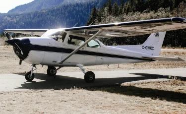 Частный самолёт разбился близ Астаны — создается комиссия по расследованию