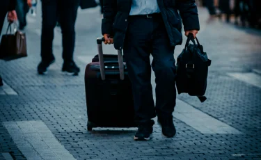 Казахстанцы всё реже уезжают в Россию и Германию