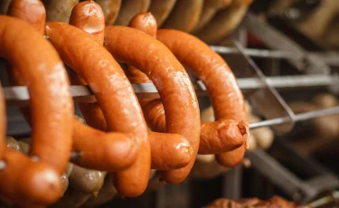 В Казахстане начали производить колбасу из сайгачатины