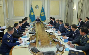 Токаев призвал усилить контроль над миграцией