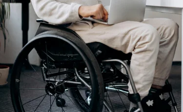 Аферисты использовали инвалидов и безработных для хищения миллионов из банков