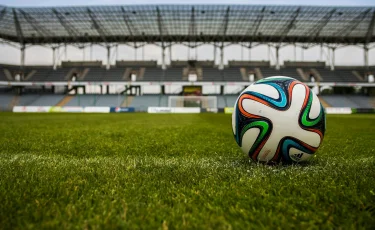 Футбольный матч в Астане перенесли из-за концерта Дженнифер Лопес