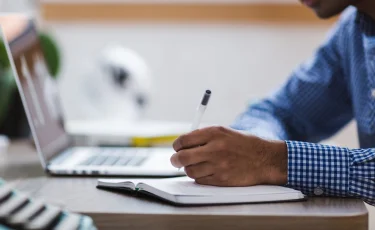 Как в Алматинской области поддерживают молодых работников и предпринимателей