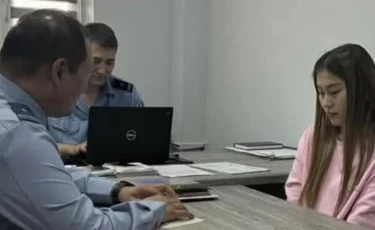 «Өкінемін»: Қытайда пранк жасаған қазақстандық блогер полицияға шақырылды
