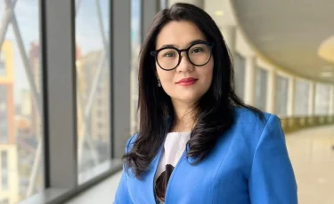 Танымал мектеп директорының қызметінен неге кеткені белгілі болды