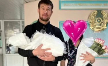 Шавкат Рахмоновтың әйелі мен баласының жағдайы белгілі болды