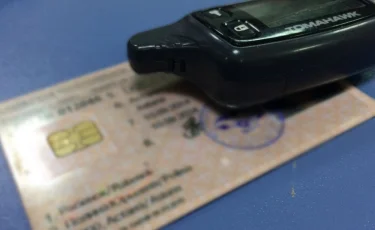 Шымкентте ХҚКО басшылығы 500 адамға жүргізуші куәлігін заңсыз алуға көмектескен