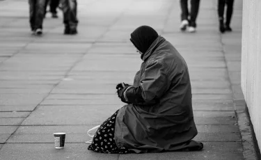 «Олигархи стали богаче»: зампремьера ответил на резкий вопрос о бедности в Казахстане