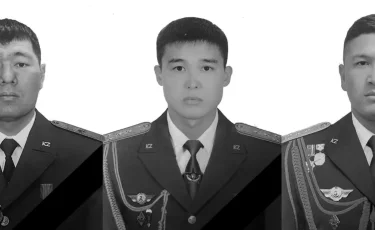 Жоғалған тікұшақта болған үшінші ұшқыштың мәйіті табылды