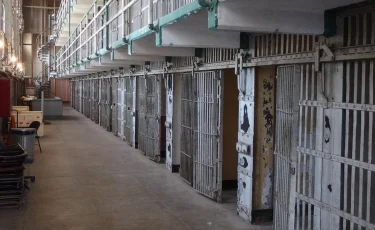 В атырауском СИЗО по ошибке освободили другого заключенного