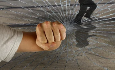 Собрал старшеклассников и избил: в селе Акжигит школьник погиб от ударов