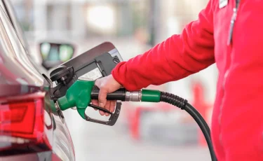Спрос на бензин бьёт рекорды — сможет ли Минэнерго удержать цены?