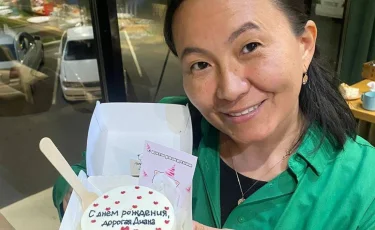 «Ұшуды тоқтатса, өте өкінішті болады»: Астана маңындағы ұшақ апатынан қаза тапқан әйелдің соңғы хаттары тарады