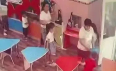 Скандал в детсаду Тараза: ребёнка ударили пакетом по голове