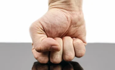 В Актобе мужчина забил жену до смерти и получил 8 лет тюрьмы