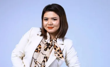 «Ішің күйсе, көлік тұрмақ, ұшақ мінемін»: Ырысбала Икрамбай өзін сынағандарға жауап берді