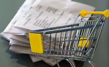 Жизнь дорожает на глазах: цены в Казахстане подскочили до двухлетнего максимума