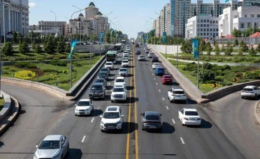 Госструктуры Астаны сдвигают рабочий график ради борьбы с пробками