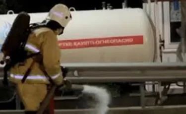 Утечка бензина АИ-95 произошла на АЗС в Алматы