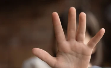 В Павлодарской области мужчина подозревается в убийстве малолетней дочери