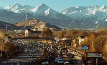Алматыда көліктер түгел тексеріліп жатыр