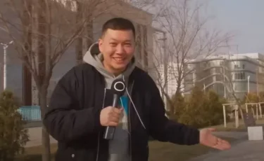 «Күлдіремін деп бүлдірдің»: Тақияны қорлаған Асхат Ниязов сынға ұшырады