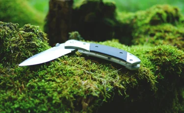 В пригороде Уральска школьник получил ножевое ранение: возбуждено уголовное дело