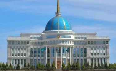 АҚШ Президентінің арнайы өкілі мен Мемлекеттік хатшысының бірінші орынбасары Ақордаға келді