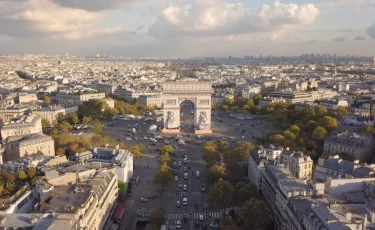 Президент Қасым-Жомарт Тоқаев Францияға мемлекеттік сапармен барды (фото)