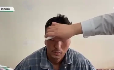 Жамбыл облысында әскери қызметкер басына бөтелке жарам деп жанарын жарақаттады